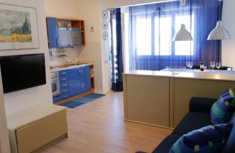 Blue Home Марина ди Кастането Кардучи Екстериор снимка